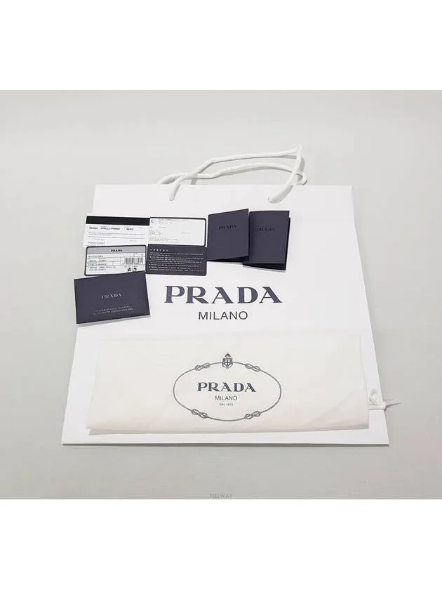 Bandoliera triangle logo double zipper cross bag 1BH046