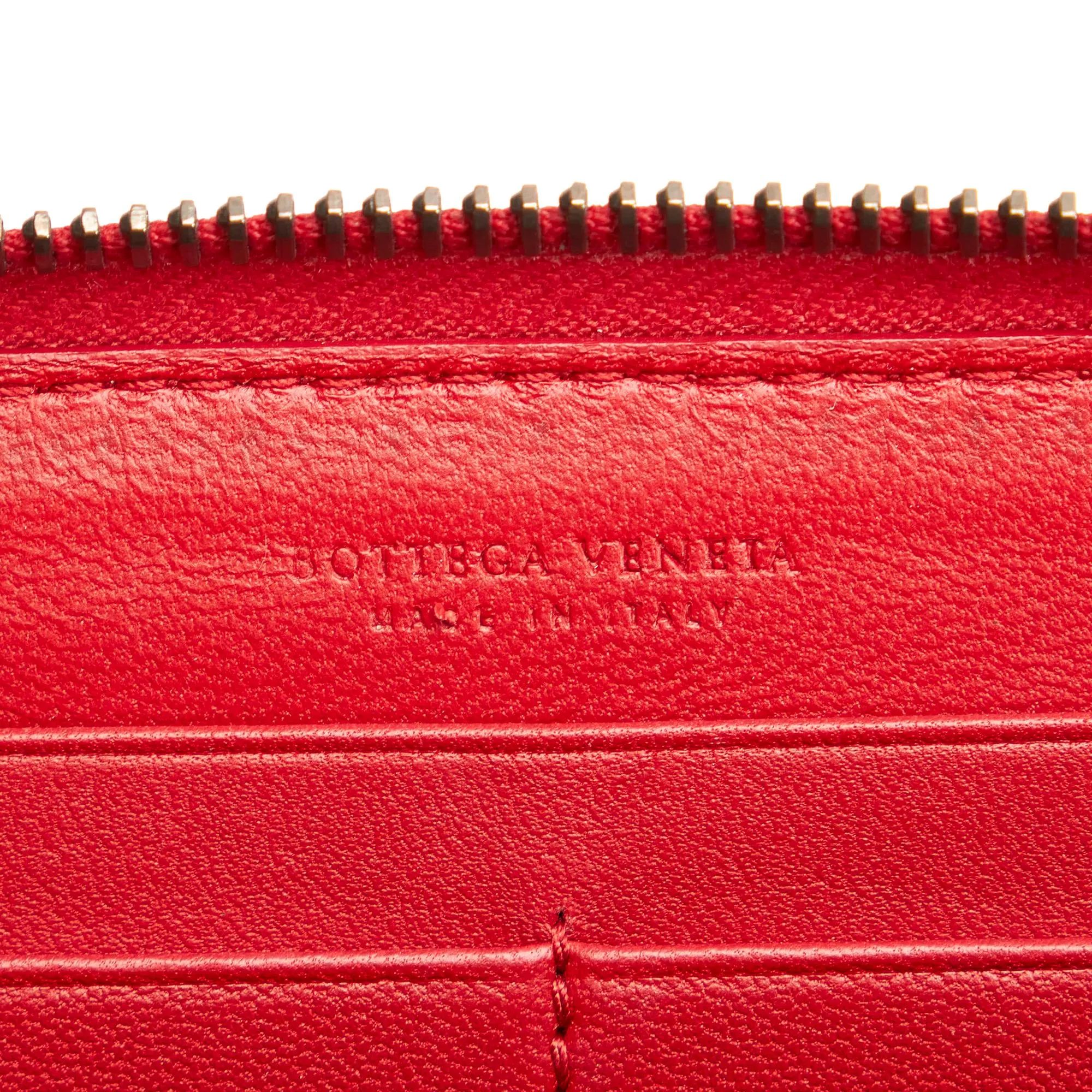 Bottega Veneta Intrecciato Leather Zip Around Wallet (SHG-29738)