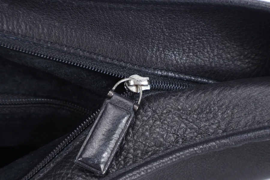 BOTTEGA VENETA SHOULDER BAG BLACK LEATHER SILVER HARDWARE NO DUST COVER