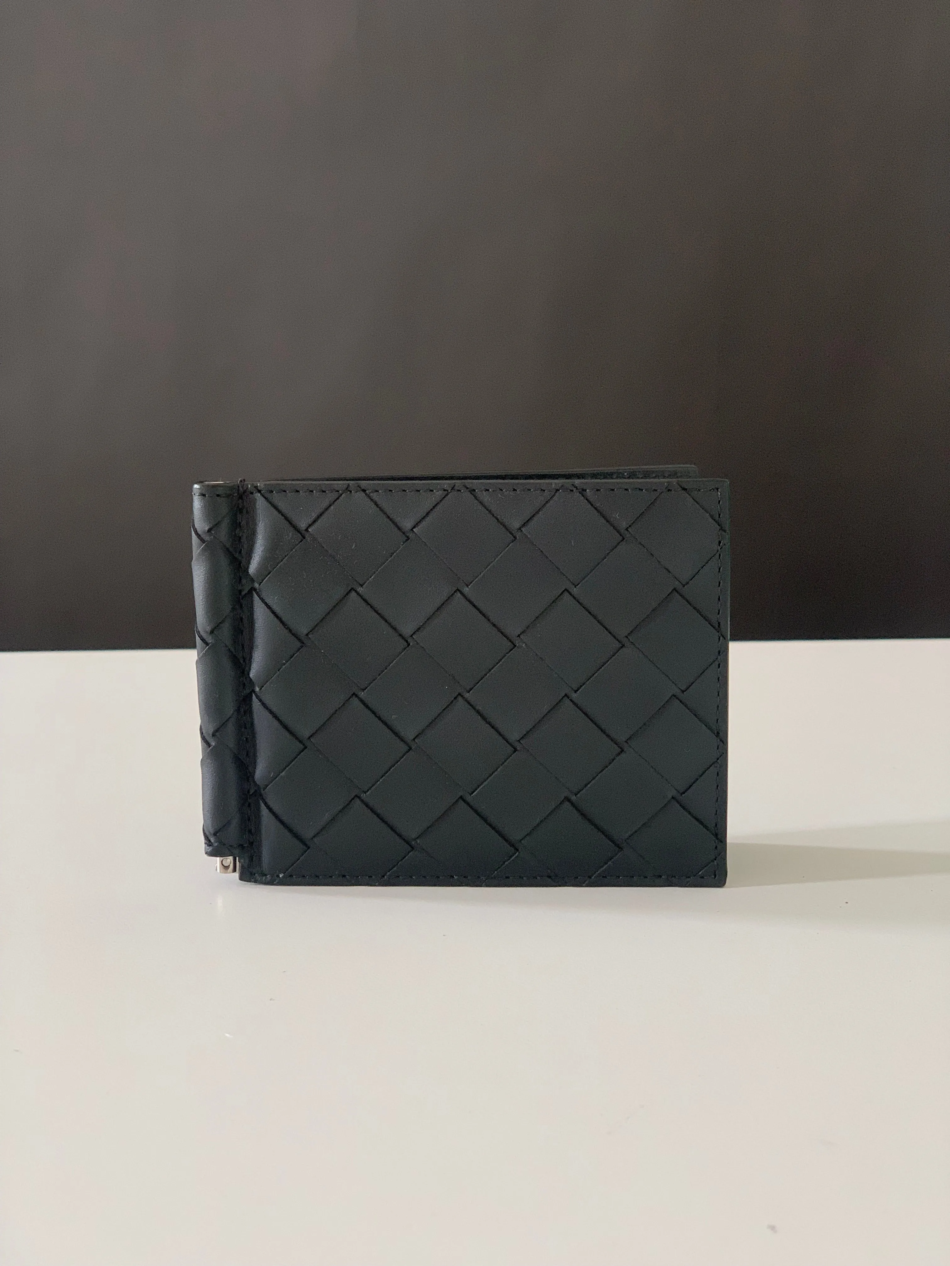<b> BOTTEGA VENETA</b> <br>Bill Clip