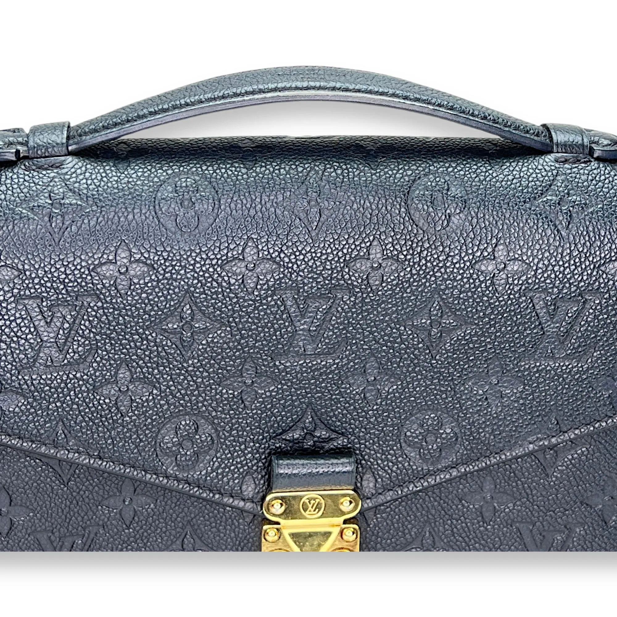 Metis MM Black Shoulder Bag in Monogram Empreinte Leather, Gold hardware