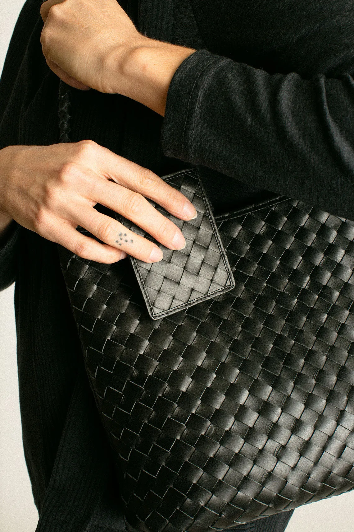 Nico Black Woven Card Case