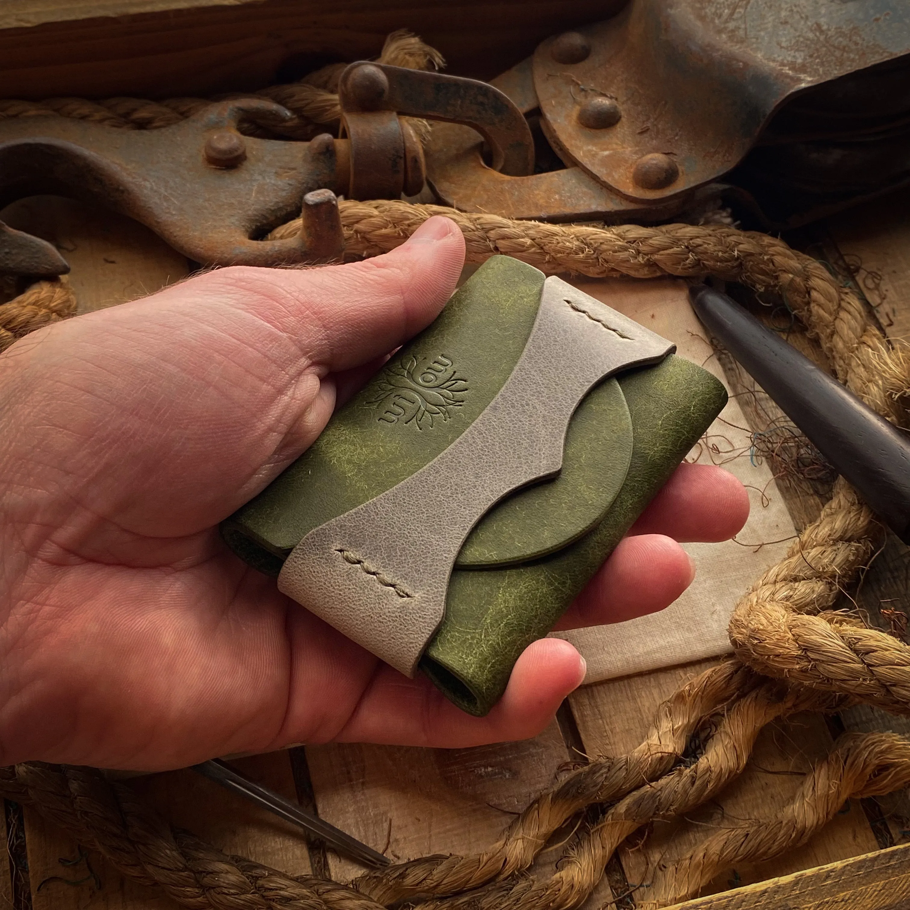 Posh Slim Minimalist Wallet - Olive and Charcoal