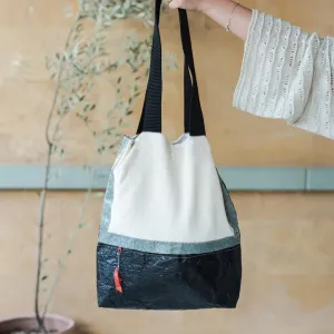 Very Nile Tote Bag Black and Green